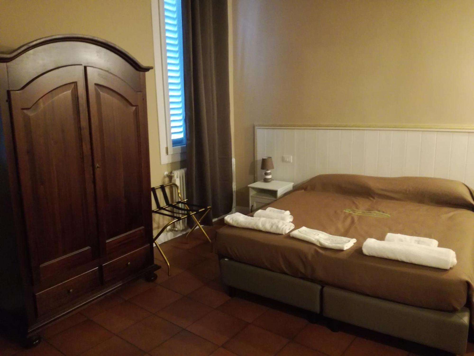 Palace Piazza San Domenico Rooms De Luxe- Bedinbolognacentro Экстерьер фото